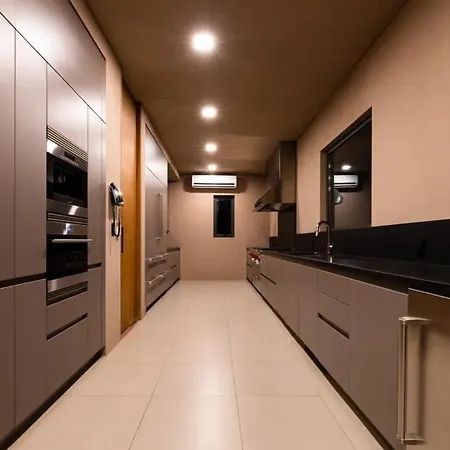 Moderna Y Espaciosa Villa Kolver Appartement Málaga